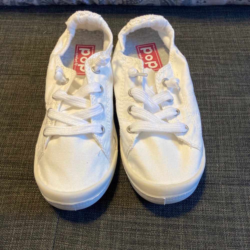 NWOT Pop Sneakers